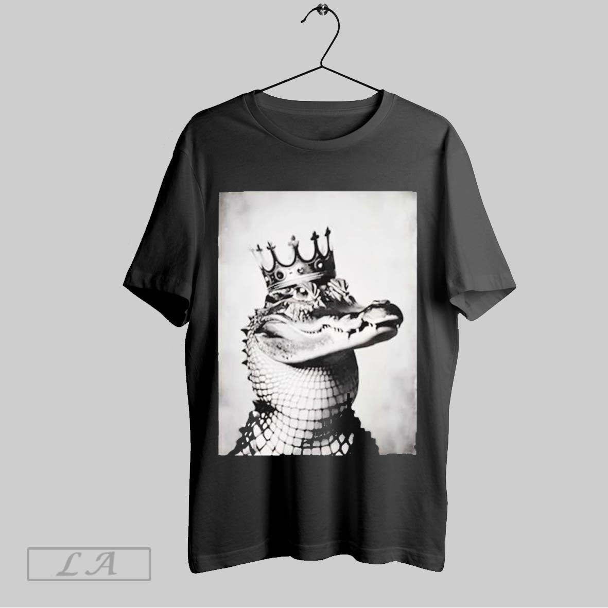 Top Alligator Crocodile With King Crown Queen T Shirt Sweatshirt Hoodie Shirt