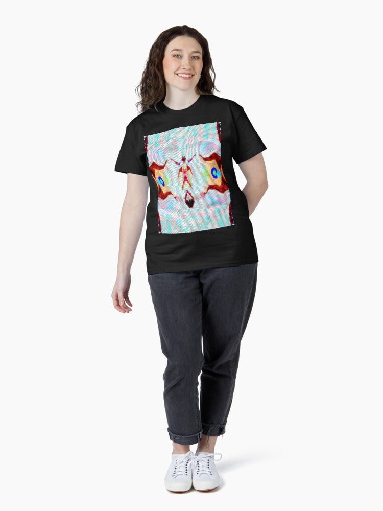 *CAPTAIN EO EYE BIRD INSECT ACROBAT UNIVERSAL TRIBAL PORTRAIT LEGEND DANCE MUSIC.* Classic T-Shirt