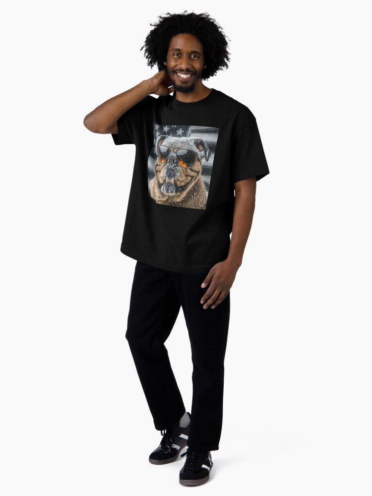 '"Patriotic masterpiece: Dog as a symbol of loyalty"' Oversized T-Shirt
