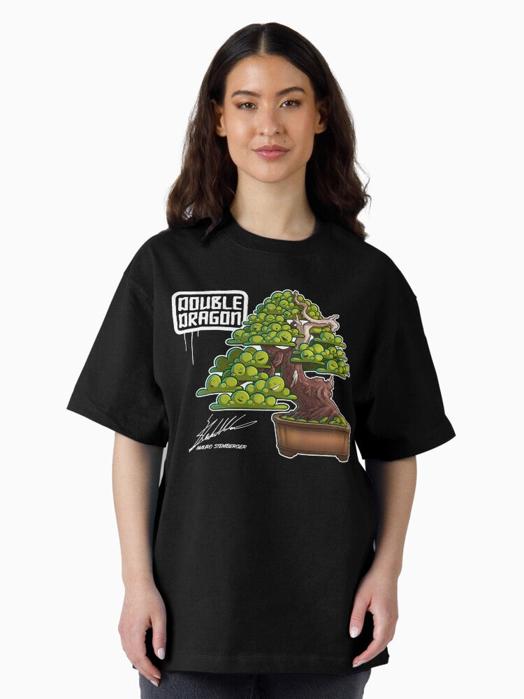 02 Dubble dragon bonsai face on black Oversized T-Shirt