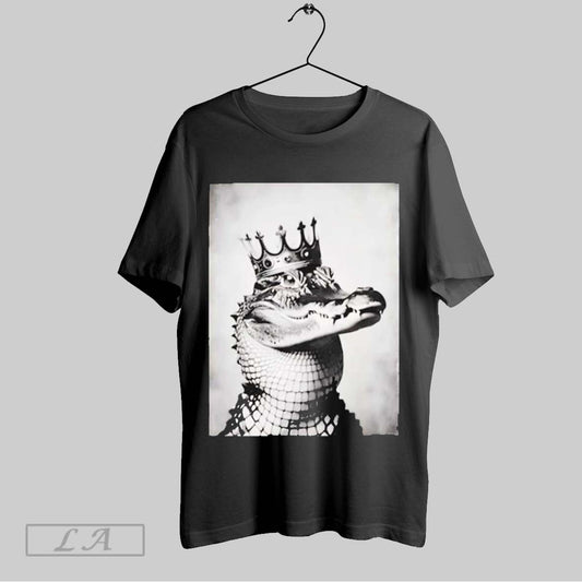 Top Alligator Crocodile With King Crown Queen T Shirt Sweatshirt Hoodie Shirt