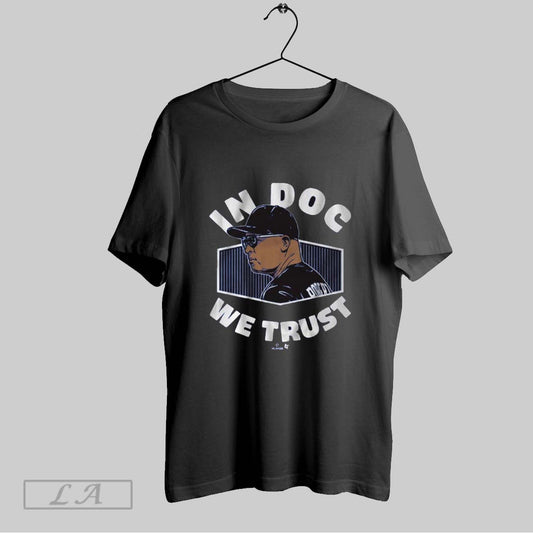 Top Dave Roberts In Doc We Trust Los Angeles Dodgers Mlb Baseball Painting T Shirt Sweatshirt Hoodie Shirt