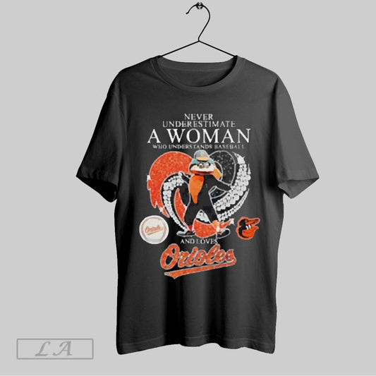 Top Never Underestimate A Woman Who Understands Baseball And Loves Baltimore Orioles Diamond Heart 2025 T Shirt Sweatshirt Hoodie Shirt
