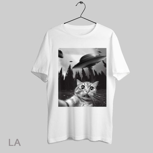 Top Poster Keith Hernandez Wearing Cat Selfie With Ufos 2025 Sweatshirt Tee Shirt