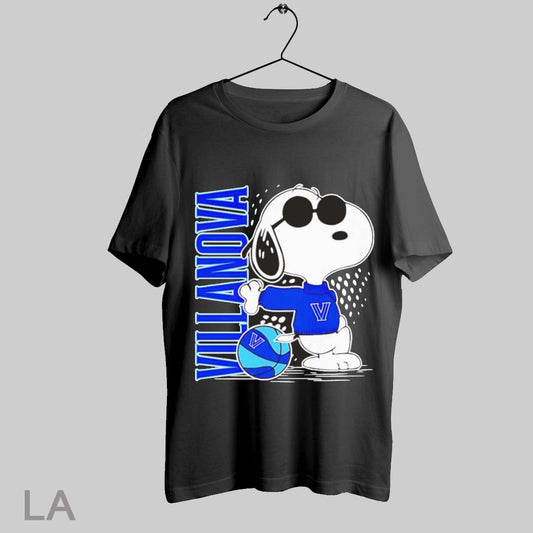 Top Snoopy Standing Villanova T Shirt Sweatshirt Hoodie Shirt