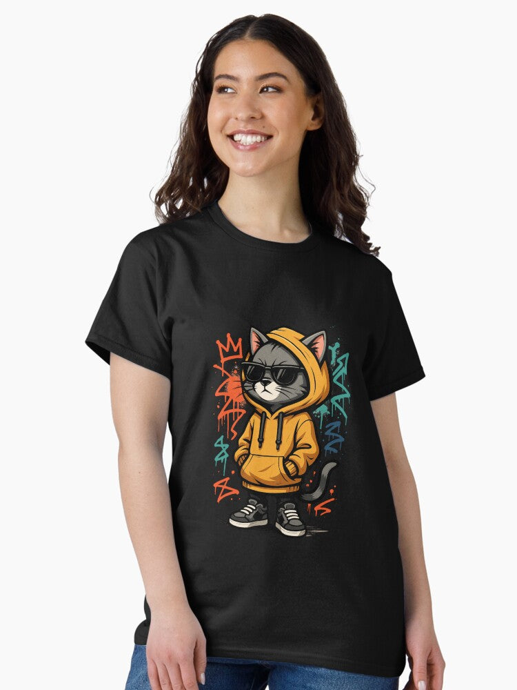 Streetwear Cat in Oversized Hoodie – Urban Graffiti Style Cool Cat Art Classic T-Shirt
