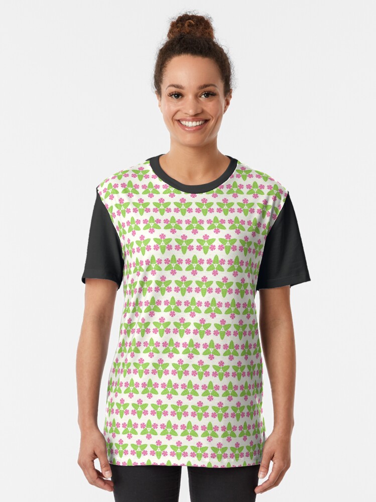 February 1st Birth Flower Primrose Pattern Graphic T-Shirt