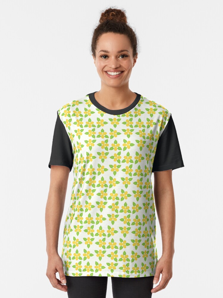 February 2nd Birth Flower Quince Pattern Graphic T-Shirt